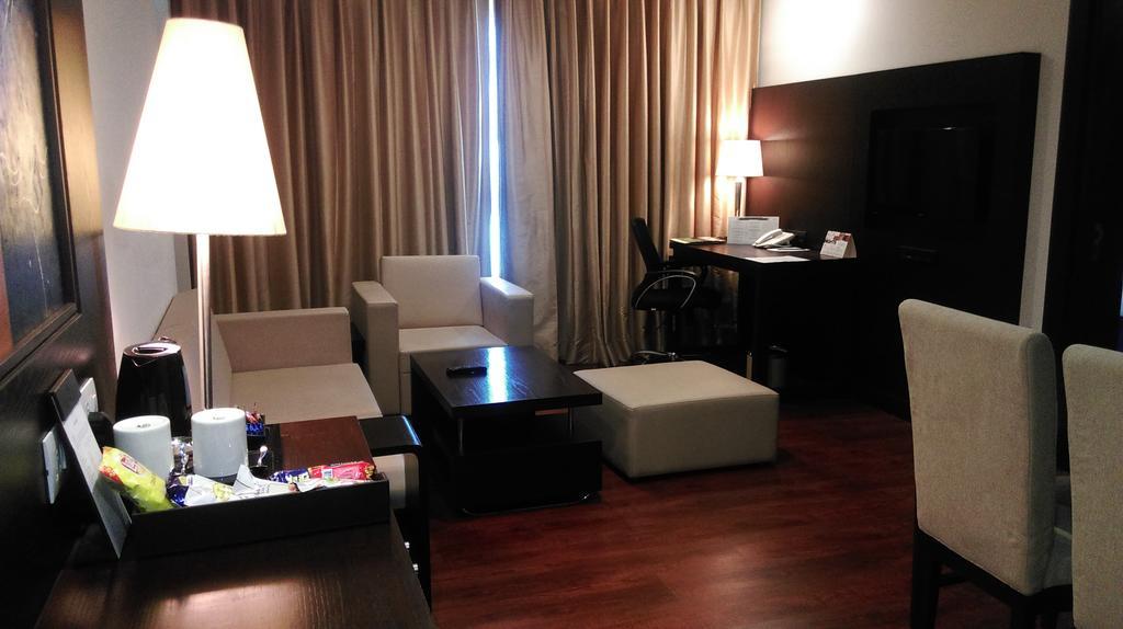 Hotel Country & By Radisson, 4*